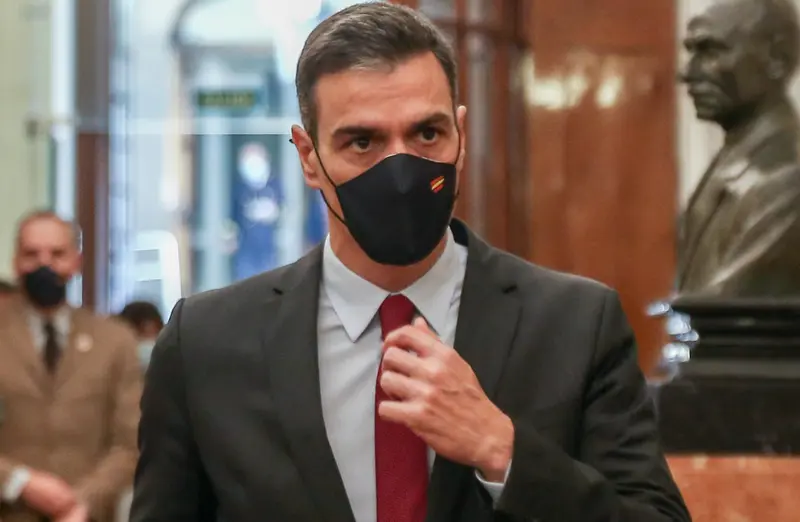  El presidente del Gobierno, Pedro S&aacute;nchez, a su llegada a la segunda parte del pleno de Debate de totalidad del Proyecto de Ley de Presupuestos Generales del Estado para el a&ntilde;o 2021. - EUROPA PRESS/R.Rubio.POOL - Europa Press 