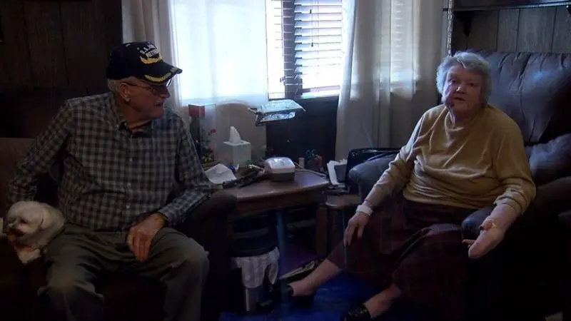  8c197f3b-ab3d-4d83-8779-44d8c2f4476d-large16x9_Lindsayhomeinvasionpic 