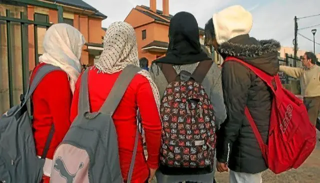  chicas con velo isl&aacute;mico 