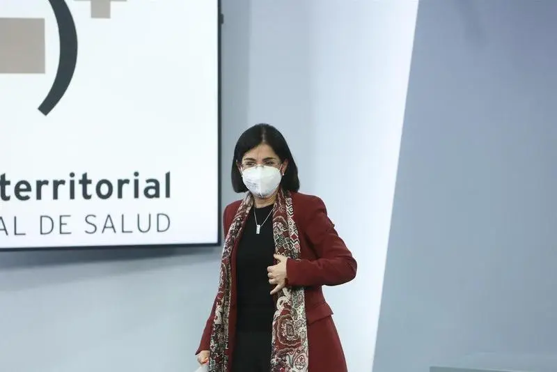  La ministra de Sanidad, Carolina Darias, tras ofrecer una rueda de prensa despu&eacute;s de la reuni&oacute;n del Consejo Interterritorial del Sistema Nacional de Salud, en Madrid (Espa&ntilde;a), a 3 de marzo de 2021. Seg&uacute;n ha informado Darias, este fin de semana van a llega - EUROPA PRESS/R.Rubio.POOL - Europa Press 