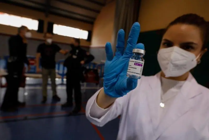  Vacunaci&oacute;n a agentes de polic&iacute;a  en Murcia 