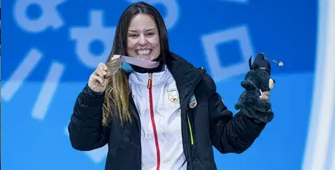  Instagram: @astridfinap 