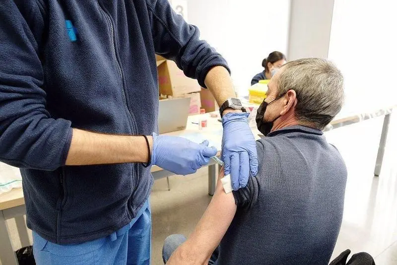 Vacunaci&oacute;n. // EP