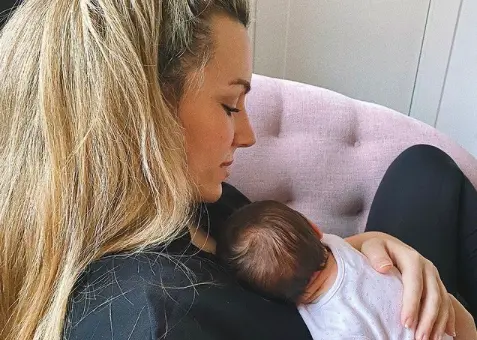  Edurne junto a su hija, v&iacute;a Instagram: @edurnity 