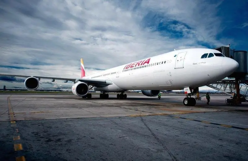  Avi&oacute;n Iberia 