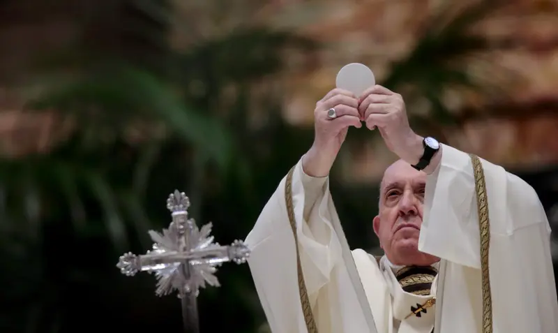  El Papa pide superar retrasos en la distribuci&oacute;n de vacunas contra el coronavirus y promoverla entre los m&aacute;s pobres 