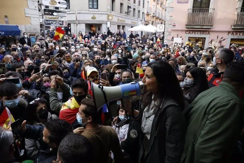  Roc&iacute;o Monasterio en un m&iacute;tin | EP 