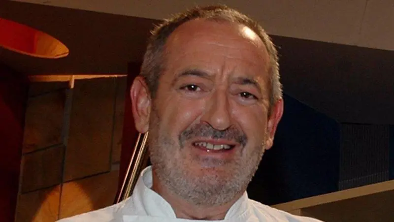  Karlos Argui&ntilde;ano 