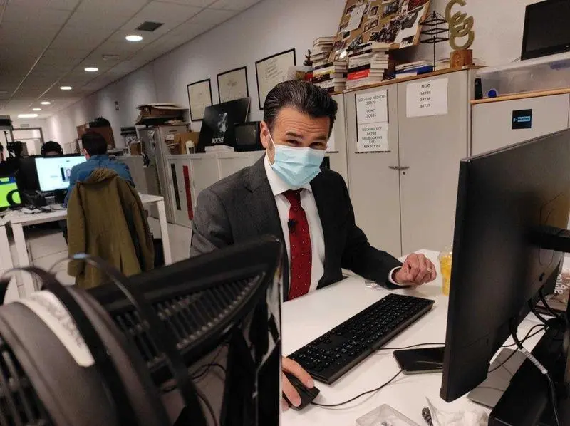  I&ntilde;aki L&oacute;pez, en Twitter: @SextaNocheTV 