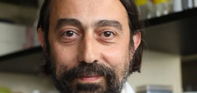  Adolfo Garc&iacute;a-Sastre, vir&oacute;logo espa&ntilde;ol desarrollador de esta vacuna. Twitter 