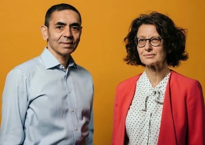  &Ouml;zlem T&uuml;reci y Uğur Şahin 