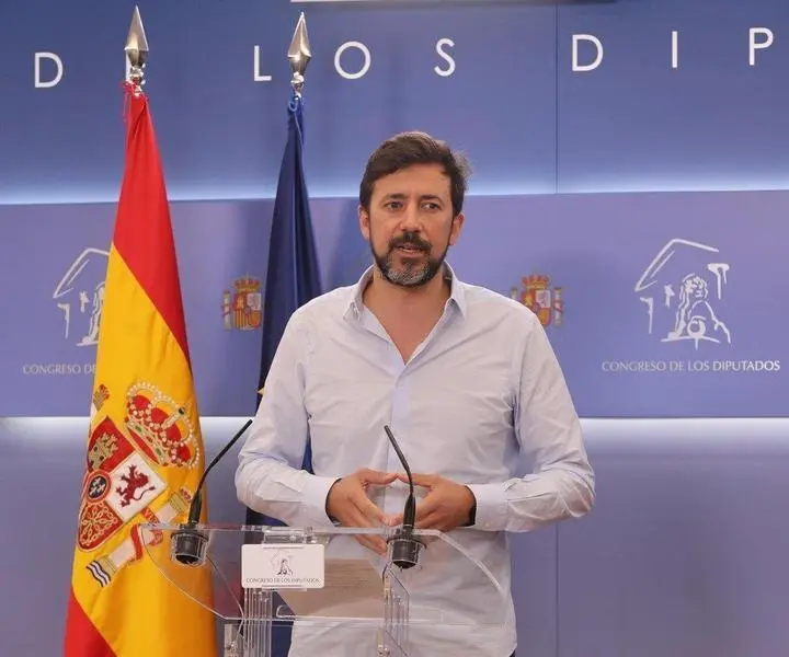  Archivo - El diputado de Unidas Podemos, Ant&oacute;n G&oacute;mez Reino - EUROPA PRESS/M.FERN&Aacute;NDEZ. POOL - Europa Press 
