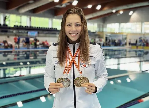  N&uacute;ria Marqu&egrave;s en Instagram: @nuria_ms_99 