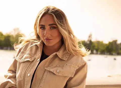  Roc&iacute;o Flores v&iacute;a Instagram: @rotrece 