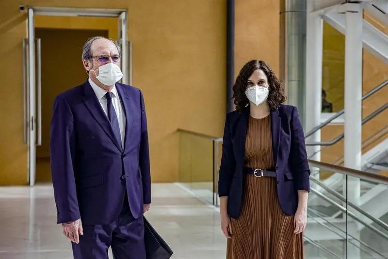  Isabel D&iacute;az Ayuso y &Aacute;ngel Gabilondo. // EP 