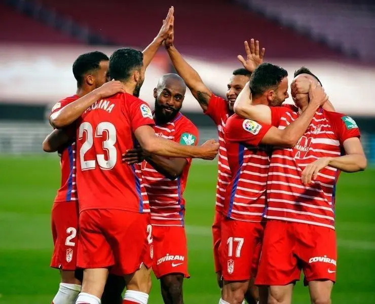  El Granada celebra el gol de la victoria de Jorge Molina. Twitter 