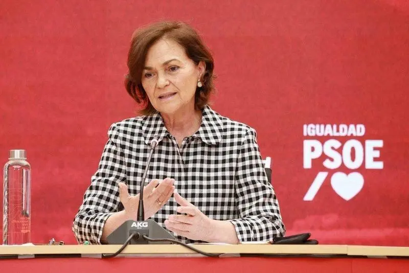  Carmen Calvo, vicepresidenta primera, ministra de Presidencia, Rel. con las Cortes y Memoria Democr&aacute;tica. // Twitter 