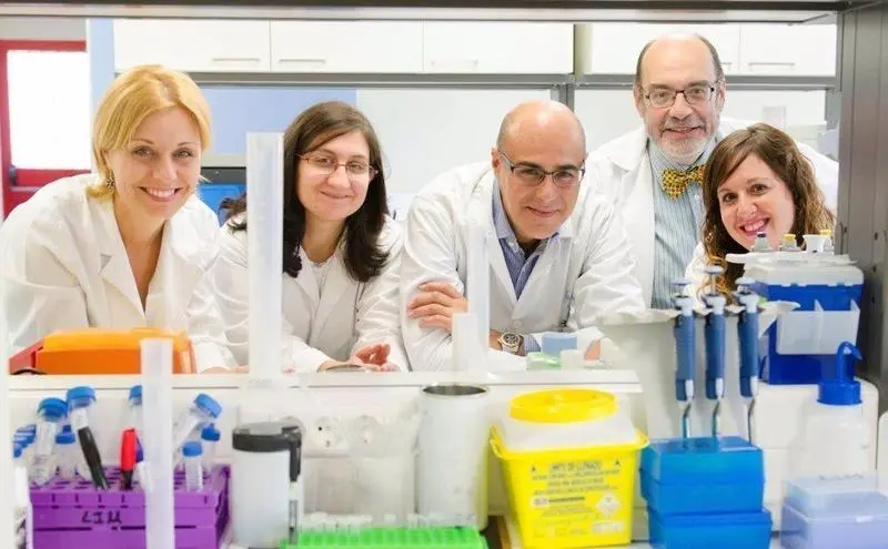 Los investigadores del Laboratorio de Fisiopatolog&iacute;a Renal del Hospital Gregorio Mara&ntilde;&oacute;n. 