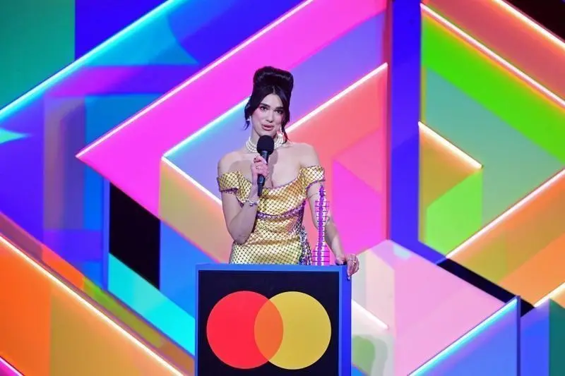  Actuaci&oacute;n de Dua Lipa en la gala de los Premios Brit 2021 / EUROPA PRESS 