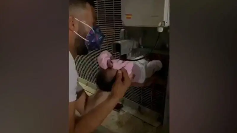  clipping_TCl6aO_3685 