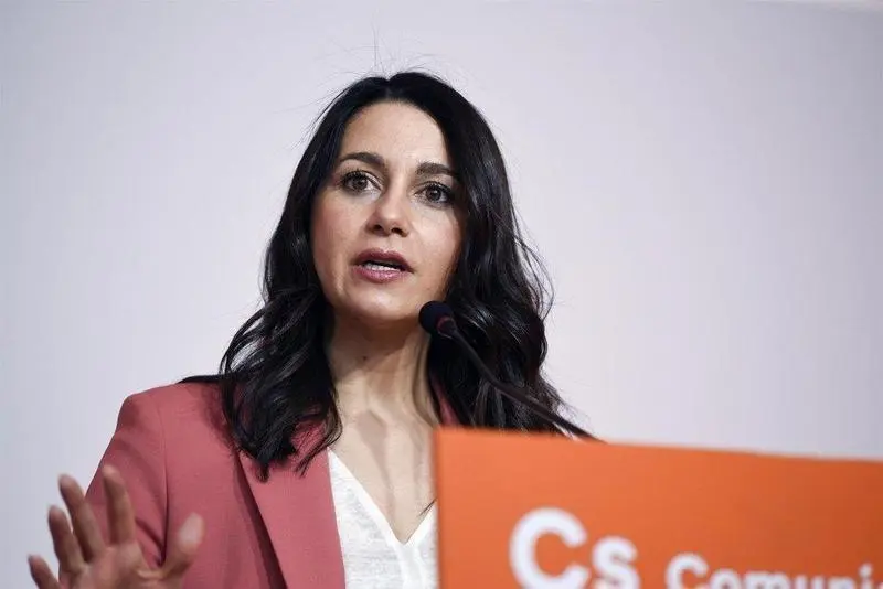  La l&iacute;der de Cs, In&eacute;s Arrimadas, en rueda de prensa - JORGE GIL/EP 