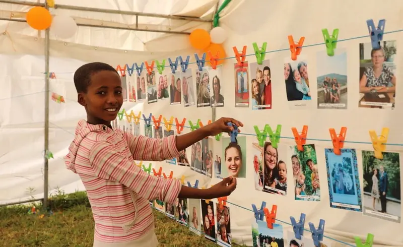  Woinitu, 10-year-old girl, together with her mother (Agernesh Kassa) at home and at Dembia AP compound choosing her sponsor Dianne on 12 October 2020. - EPHREM ABEBE, KEBEDE GIZACHEW 