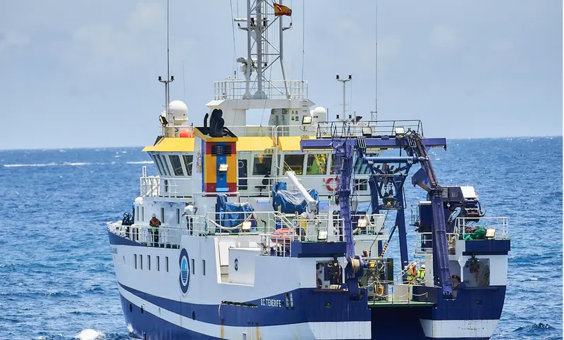  Buque oceanogr&aacute;fico '&Aacute;ngeles Alvari&ntilde;o' que ha estado buscando en el litoral de Tenerife los cuerpos de Tom&aacute;s Gimeno y sus hijas, Anna y Olivia - Europa Press 