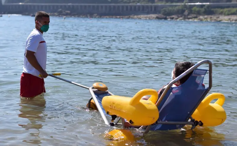  Servicio de ba&ntilde;o asistido de Cruz Roja. - CRUZ ROJA 