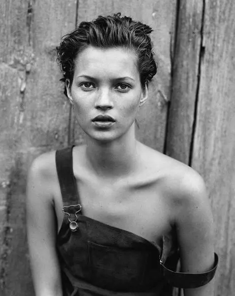  Kate Moss fotografiada por Peter Lindbergh - Instagram - @zara 
