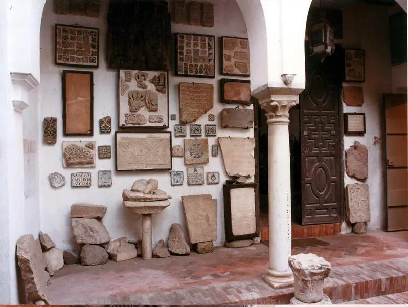  03_Coleccion Arqueologica_Romero de Torres 