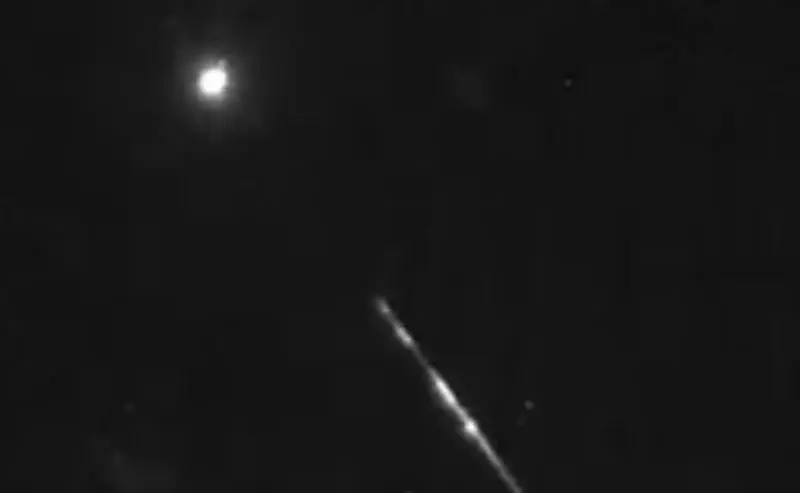  Bola de fuego atraviesa espa&ntilde;a 