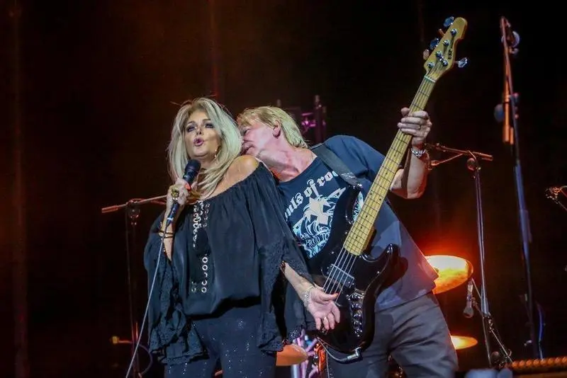  La cantante Bonnie Tyler, durante un concierto en el Hip&oacute;dromo de la Zarzuela, a 30 de julio de 2021, en Madrid (Espa&ntilde;a). - Ricardo Rubio - Europa Press 