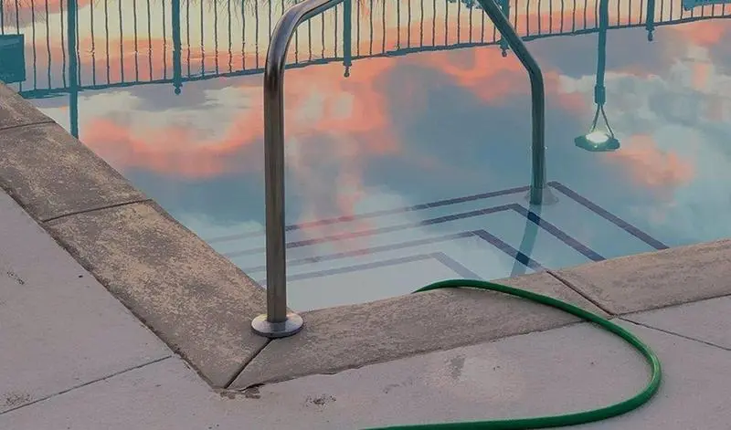 13-08-2021 Piscina en una vivienda.
SOCIEDAD ESPA&radic;&euml;A EUROPA EUROPA ANDALUC&radic;&ccedil;A ESPA&radic;&euml;A
112 ANDALUC&radic;&ccedil;A
