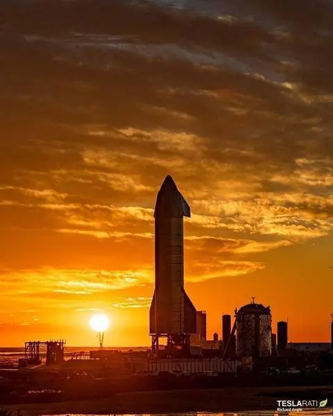  Cohete obtenido de twitter: @teslarati 