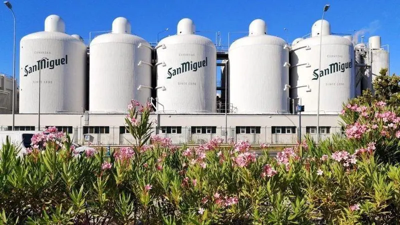  F&aacute;brica de la cervecera Mahou San Miguel en M&aacute;laga capital - MAHOU SAN MIGUEL 