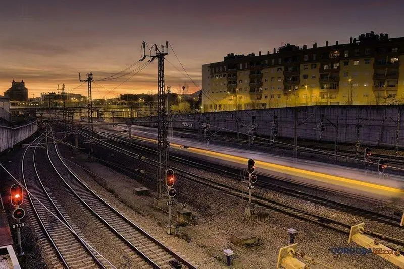  Ave - Estación Renfe. Jos&eacute; Le&oacute;n 