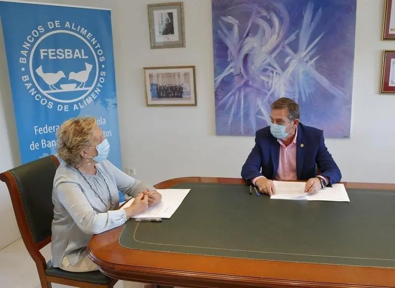  Pilar Gonz&aacute;lez de Frutos, Presidenta UNESPA y Miguel Fern&aacute;ndez, director de FESBAL 