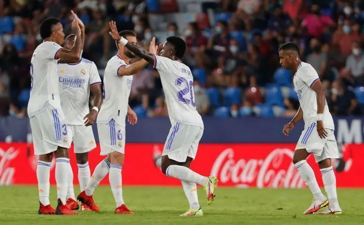  A0E0DE13-16C7-48CD-9CEB-99C95CDAE0B7 