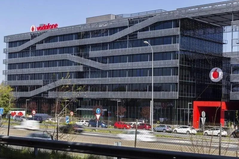 19-04-2018 Sede de Vodafone.

Vodafone ha anunciado este mi&radic;&copy;rcoles la puesta en marcha de un Expediente de Regulaci&radic;&ge;n de Empleo (ERE) en Espa&radic;&plusmn;a que afectar&radic;&deg; a un m&radic;&deg;ximo de 515 empleados.

ECONOMIA 
VODAFONE
