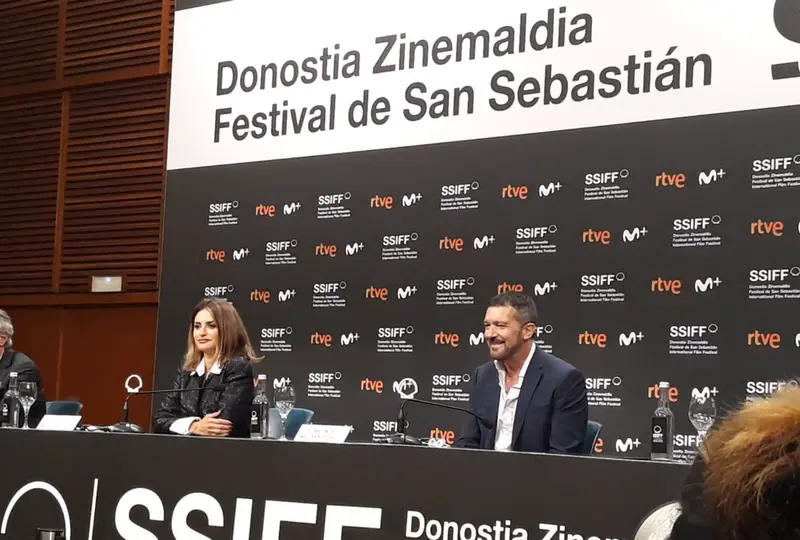  Pen&eacute;lope Cruz y Antonio Banderas - EUROPA PRESS 