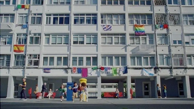 <p> Plaza con buzones </p>