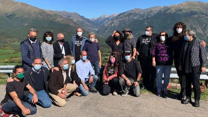 <p> Los profesionales del Hospital Universitario Vall d&acute;Hebron y Vall d&acute;Hebron Instituto de Oncolog&iacute;a en el homenaje a Pau Don&eacute;s </p>