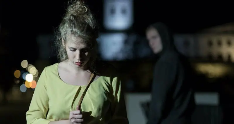 <p> acosadores nocturnos </p>