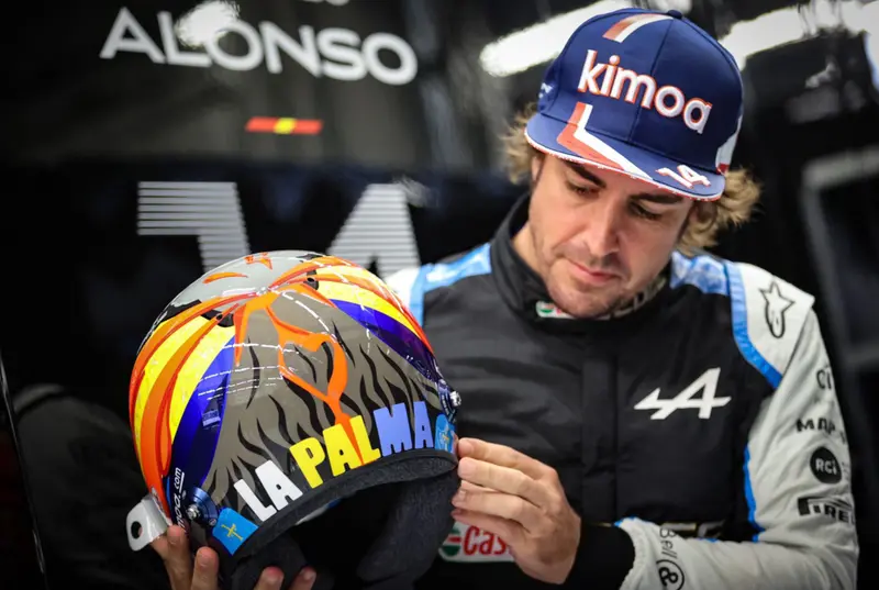 <p> Fernando Alonso. Fuente de Twitter @alo_oficial </p>