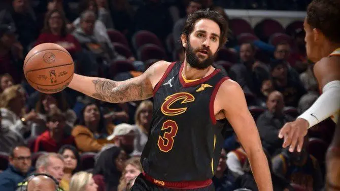 <p> Ricky Rubio ante los Atlanta Hawks </p>