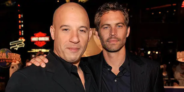 <p> Vin Diesel junto a Paul Walker </p>