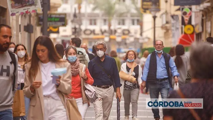 <p> Ciudadanos en mascarillas | Jose Leon </p>