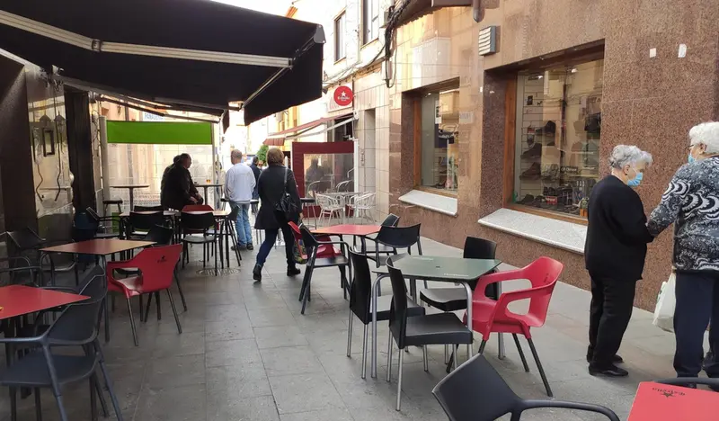 <p> os bares y restaurante de Andorra volver&aacute;n a pagar la tasa de veladores en 2022 - AYTO ANDORRA </p>