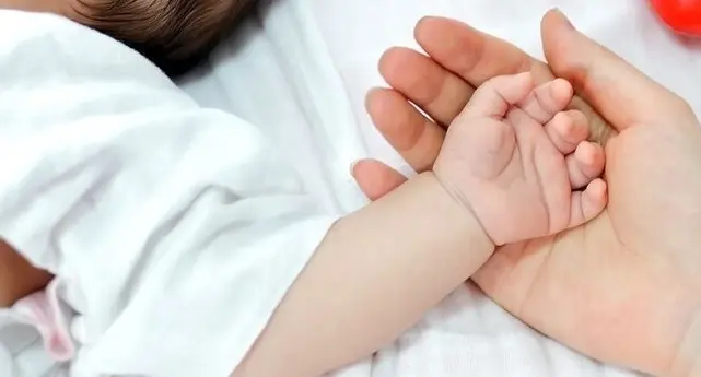 <p> La medida permitir&aacute; a mujeres sin pareja, lesbianas, bisexuales y trans tener hijos sin problemas. </p>