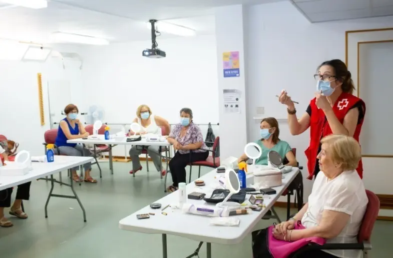 <p> Este solo es uno de los varios talleres que ha organizado Cruz Roja. </p>
